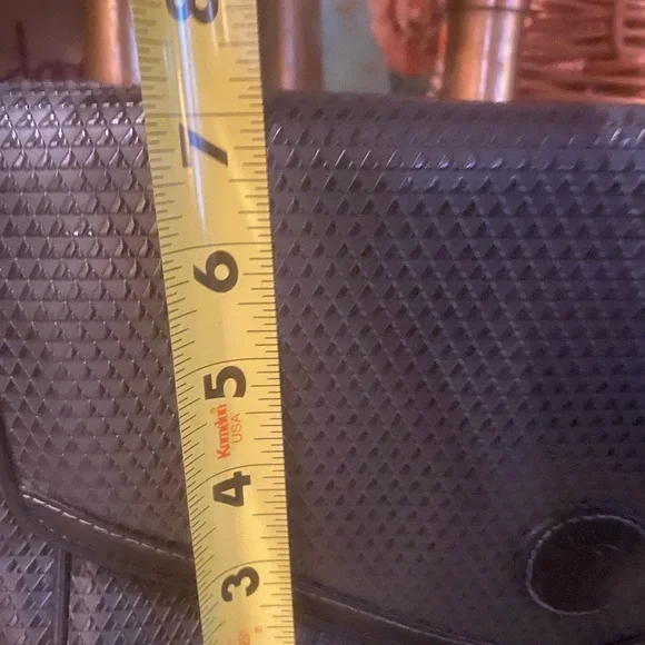 Liz Claiborne Purse - Picture 8 of 15